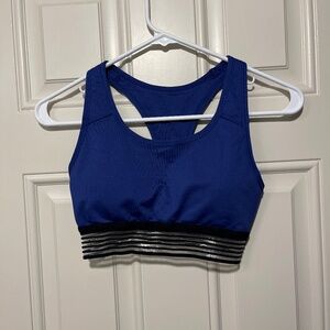 Saucony sports bra